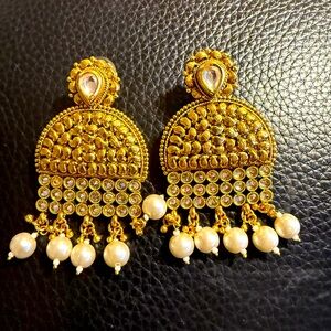 Indian - gold and pearl earrings with stones!! Excellent condition